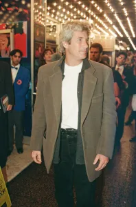 01239 Gallery: Richard Gere attends the London Film Premiere of The Walt Disney film, Pocahontas