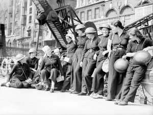 River Emergency Sevice September 1939 Women fulfilling Mens work duties during River Emergency Sevice September 1939 Women fulfilling Mens work duties during