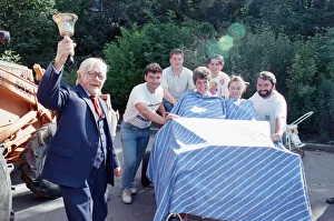 Images Dated 8th September 1990: Riverwatch... some of the donors to the River 90 Club project look at the work ahead in