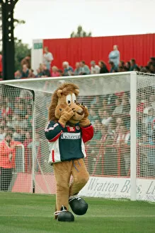 Images Dated 6th August 1994: Roary, the Boro Lion mascot, makes his debut at Ayresome Park at a Charity Gala Day