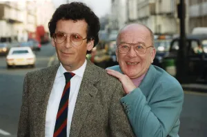 01429 Gallery: Robert Powell and Roy Barraclough at theatre press call - 01 / 02 / 1993
