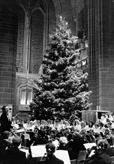 Robert Sells conducts the choir and orchestra at Liverpool's Anglican Cathedral Robert Sells conducts the choir and orchestra at Liverpool's Anglican Cathedral