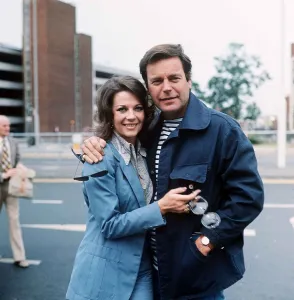 Robert Wagner Actor with his arm round wife Natalie Wood June 1976 Robert Wagner Actor with his arm round wife Natalie Wood June 1976