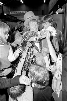 Rod Hull and emu seen here at the opening of the Winchester Homecraft Rod Hull and emu seen here at the opening of the Winchester Homecraft