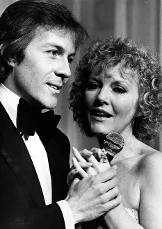 Roddy Llewellyn singing with Petula Clark - March 1978 Roddy Llewellyn singing with Petula Clark - March 1978