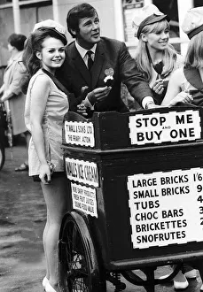 Occupation M Gallery: Roger Moore Actor who was in Battersea Park today to judge the Miss Variety Club Of Great