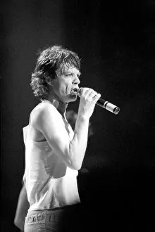 Images Dated 27th May 1982: Rolling Stones in Concert: Mick Jagger back on the road for the first concert of their