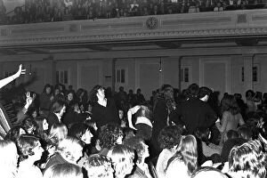 Images Dated 4th March 1971: Rolling Stones: fans during the first night of the band'