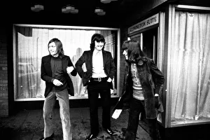 Images Dated 5th March 1971: The Rolling Stones leaving a Newcastle Hotel 5th March 1971 after performing at the City