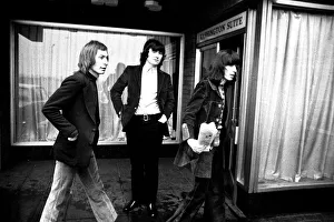 Images Dated 5th March 1971: The Rolling Stones leaving a Newcastle Hotel 5th March 1971 after performing at the City