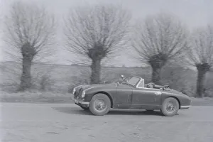 Images Dated 31st January 2004: Ronald Helterington from Birmingham seen here with Reg Pannell in his Aston Martin D.B.2