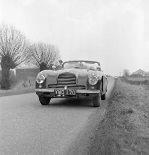 Images Dated 31st January 2004: Ronald Helterington from Birmingham seen here with Reg Pannell in his Aston Martin D.B.2