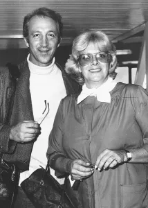 Rosemary Clooney Actress With Her Boyfriend Dante Di Paolo At Heathrow Rosemary Clooney Actress With Her Boyfriend Dante Di Paolo At Heathrow