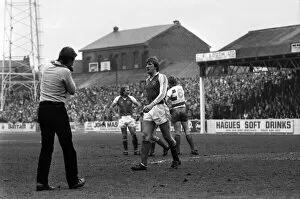 Images Dated 27th March 1982: Rotherham United 1 v. Queens Park Rangers 0. March 1982 MF06-20-018 Local Caption