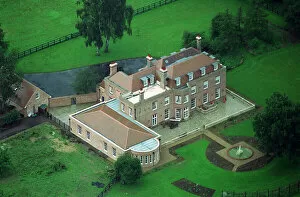 Images Dated 1st August 1999: Rowneyberry Mansion bought by David Beckham Aug 1999