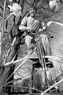 Roy Castle on a pogo stick. January 1975 75-00573-002 Roy Castle on a pogo stick. January 1975 75-00573-002