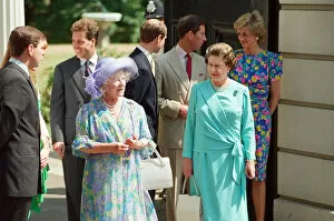 00511 Gallery: The Royal Family standing outside Clarence House on the 89th Birthday of the Queen Mother