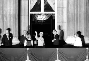 The Royal Party on the balcony at Buckingham Palace for the Silver Jubilee celebrations The Royal Party on the balcony at Buckingham Palace for the Silver Jubilee celebrations