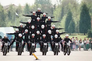Images Dated 4th May 1990: Royal Signals White Helmet Motorcycle Display Team. May 1990