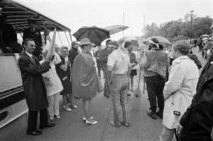 Images Dated 14th July 1970: Royal tour of Canada. At Carmen, near Winnipeg. Princess Anne wears a hat which has an