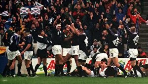 Images Dated 3rd October 1999: Rugby World Cup 1999 Scotland V South Africa at Murrayfield. Scotland first try