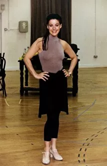 Images Dated 22nd April 1993: Ruthie Henshall Actress Dancing Ballet