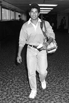 Images Dated 28th April 1992: Sachin Tendulkar cricket player for West Indies walks through Heathrow Airport Dbase