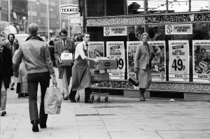 Images Dated 19th October 1980: Safeway supermarket in London. 19th October 1980