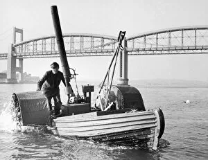 Sandy Pimlott and his Floating Bedstead, a homemade boat with a Morris 8 rear axle
