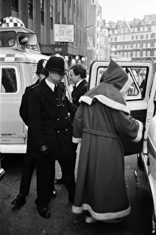 December Gallery: 19 Dec 1982 Collection