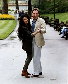 Sarah Brightman Actress Singer Dancer Actress Singer Dancer Posing With Her Ex-Husband Sarah Brightman Actress Singer Dancer Actress Singer Dancer Posing With Her Ex-Husband