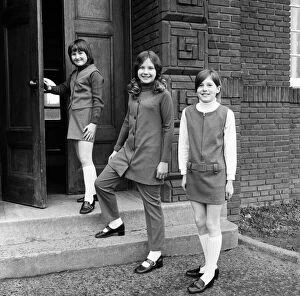 Images Dated 1st January 1971: School uniform for Whinney Banks. 1971