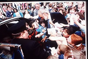 Images Dated 1st May 1991: Scottish actor Sean Connery receives the Freedom Of Edinburgh City Award dbase MSI