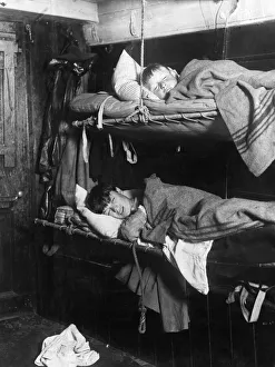 Ketch Gallery: Sea Scouts in their bunks on board the Daily Mirror vessel. September 1912