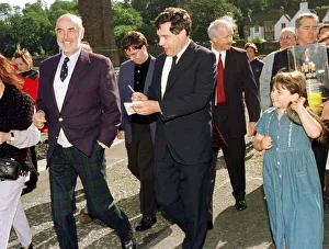 Sean Connery Yes Yes Campaign September 1997 Campaigning with Chancellor Gordon Brown MP Sean Connery Yes Yes Campaign September 1997 Campaigning with Chancellor Gordon Brown MP
