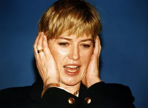 Selina Scott TV Presenter January 1994 A©mirrorpix Selina Scott TV Presenter January 1994 A©mirrorpix