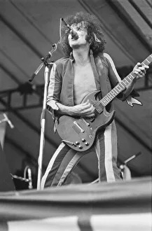 Mirror/1400to1499 01497/sensational alex harvey band perform reading Mirror/1400to1499 01497/sensational alex harvey band perform reading
