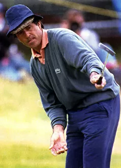 Images Dated 19th July 1991: Seve Ballesteros golfer watching his birdie put fail on the 18th British open golf