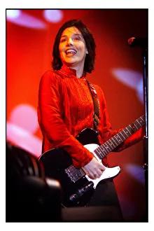 Sharleen Spiteri sings at Edinburgh Castle December 1999 Sharleen Spiteri sings at Edinburgh Castle December 1999