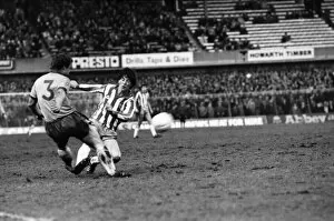 00260 Gallery: Sheffield Wednesday 0 v. Chelsea 0. Division Two Football. January 1981 MF01-08-041