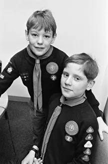 Images Dated 21st February 1991: Two Shelley cubs have received gold arrow awards. Matthew Hall (right); 11