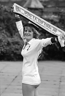 Shelley Keston, Spurs fan who is engaged to midfield star Paul Miller. 8th May 1981 Shelley Keston, Spurs fan who is engaged to midfield star Paul Miller. 8th May 1981