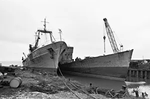 The sidewinder trawler Ross Altair (H 279) seen here in a Humberside breakers yard The sidewinder trawler Ross Altair (H 279) seen here in a Humberside breakers yard