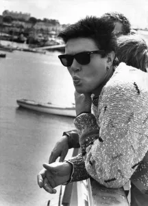 Simon Le Bon. looks at the sea that nearly claimed his life. August 1985 P003849 Simon Le Bon. looks at the sea that nearly claimed his life. August 1985 P003849