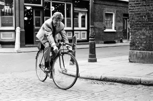 01159 Gallery: Singer and actor Tommy Steele riding his bicycle. 5th April 1963
