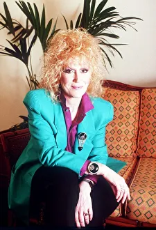 00054 Gallery: Singer Dusty Springfield in March 1989