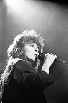 Images Dated 23rd January 1989: Singer Elkie Brooks seen here performing on stage at Leas Cliff Hall, Folkestone