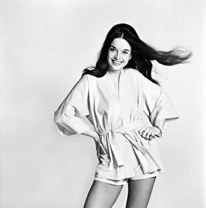 Images Dated 11th March 1975: Singer / Model: Diane Solomon. March 1975 75-01367-003