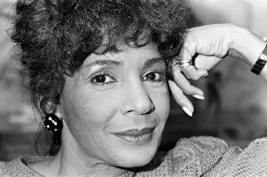 Images Dated 1st September 1982: Singer Shirley Bassey at The Dorchester Hotel in London. 1982