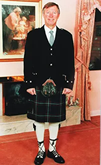 01478 Gallery: Sir Alex Ferguson in a kilt 29 / 03 / 1995